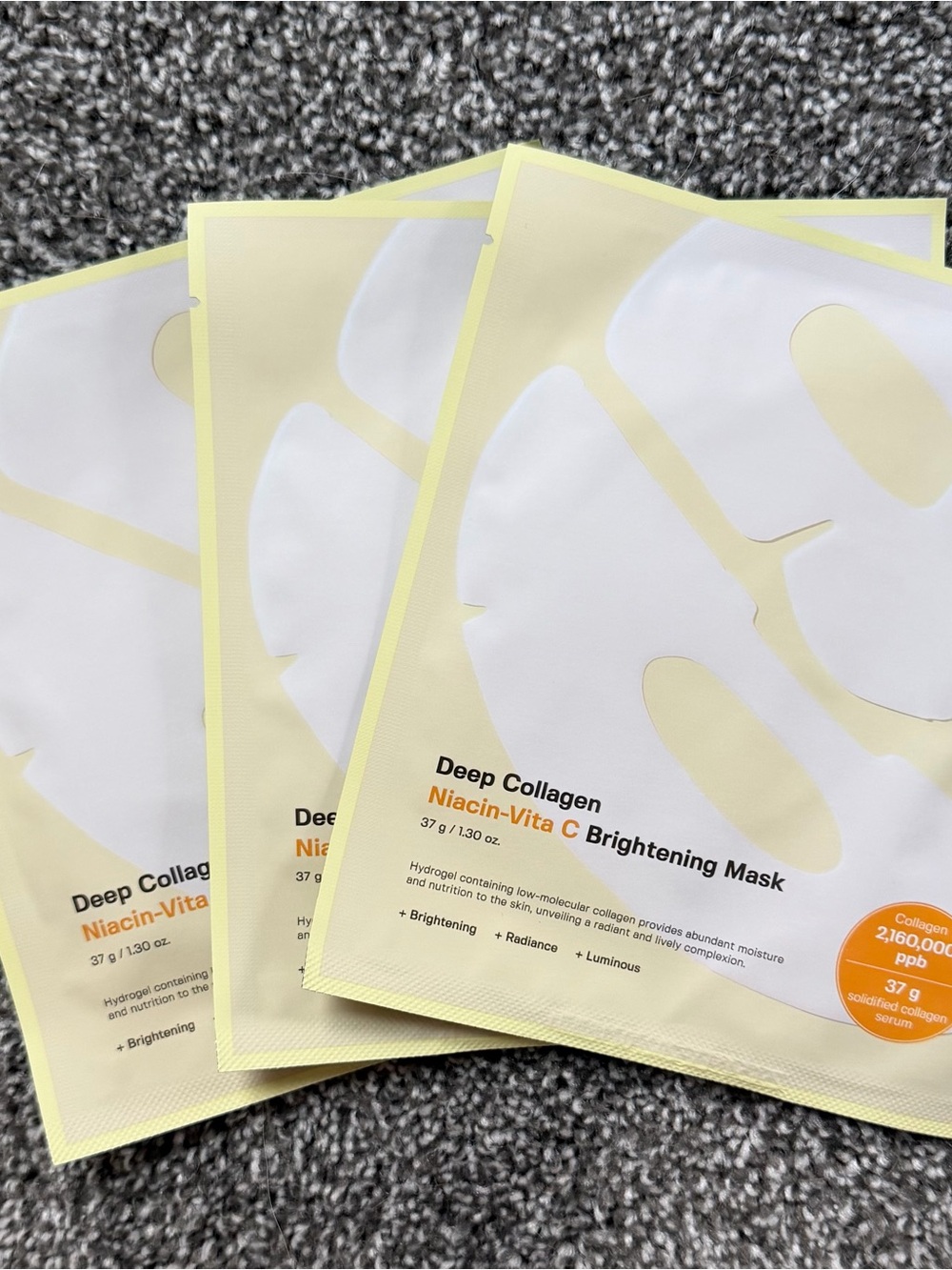 Deep Collagen Niacin-Vita C Brightening Mask - Yellow & White Pack